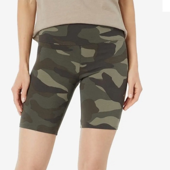 NWT Billabong Athletic Shorts Medium Olive Green Camo Biker Babe Cotton Stretch - Picture 1 of 14